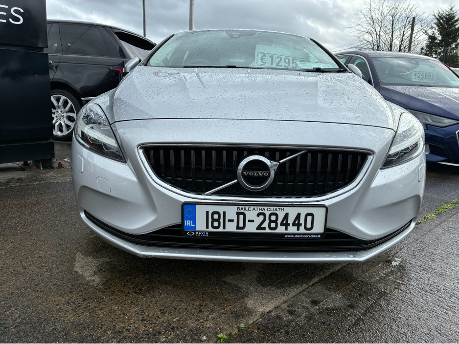 2018 Volvo V40 2L Diesel For Sale Images