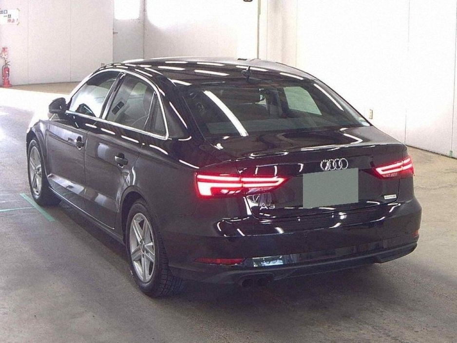 Audi A3 1.4 AUTOMATIC SALOON - FACTORY ALLOYS - LED LIGHT PACKAGE - REAR CAMERA — thumbnail 2