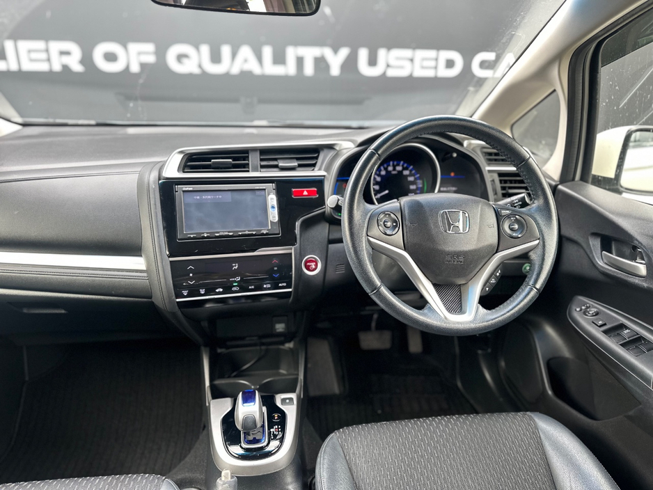 Honda Fit 1.5 Petrol Hybrid — thumbnail 9