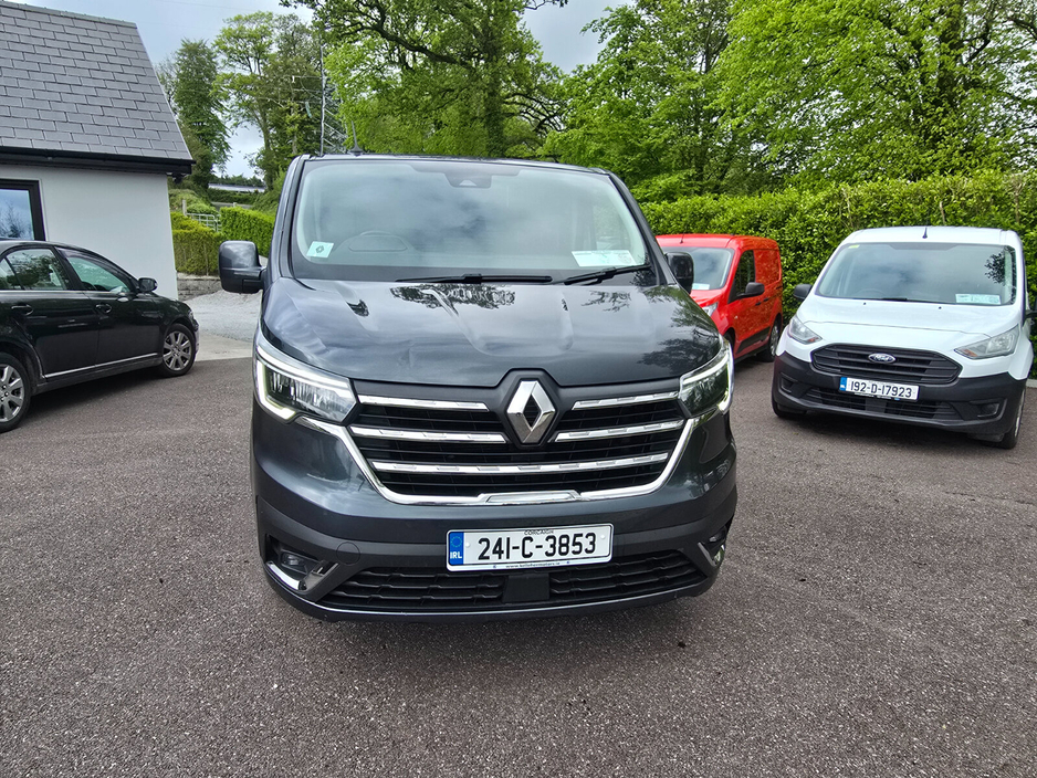 2024 Renault Trafic 2L Diesel For Sale Images
