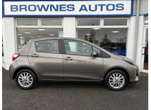 2017 Toyota Yaris 1L Petrol For Sale Images