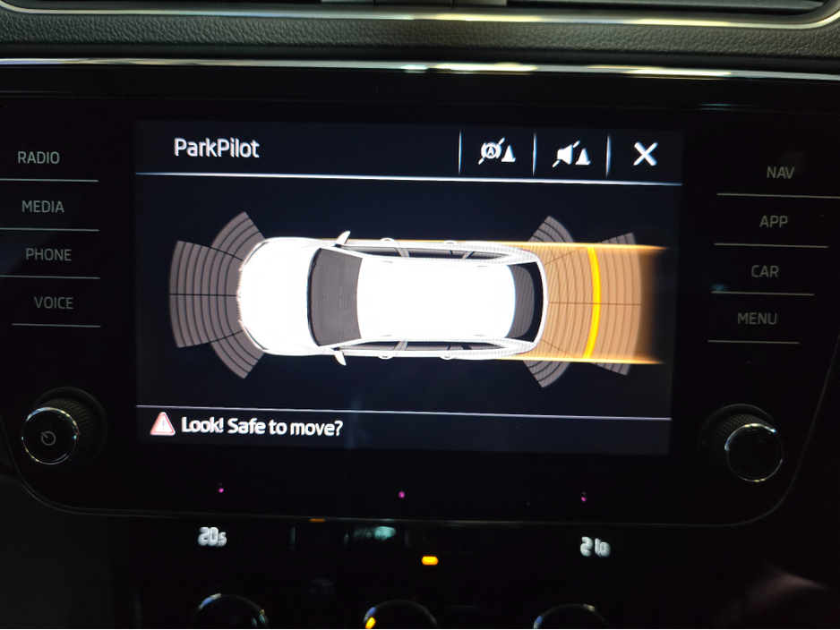 2018 Skoda Superb 2.0L Diesel For Sale Images