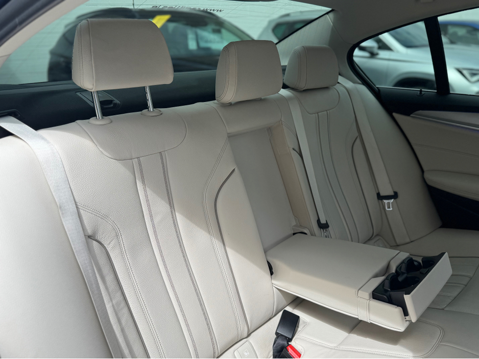 2022 BMW 5 Series 2L Diesel For Sale Images