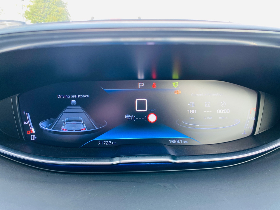 2021 Peugeot 5008 2L Diesel For Sale Images