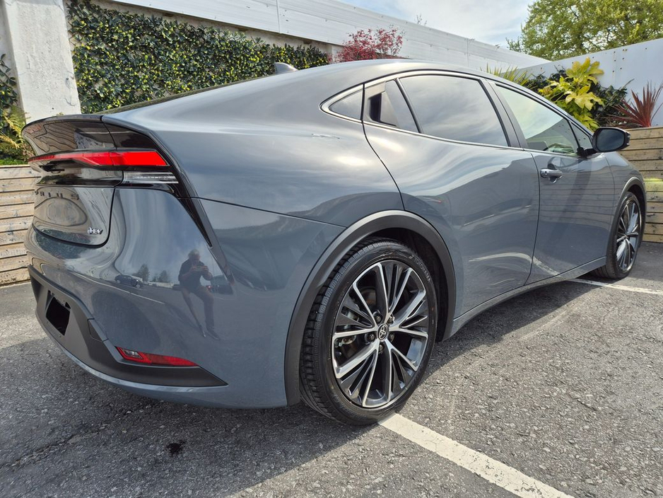 Toyota Prius 2.0 HEV / G-PACK HIGH SPEC / LOW MILEAGE / TAX €150 — thumbnail 6
