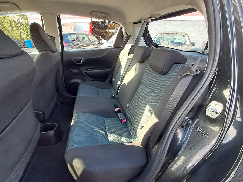 2011 Toyota Yaris 1L Petrol For Sale Images