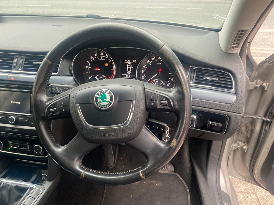 2013 Skoda Superb 2L Diesel For Sale Images