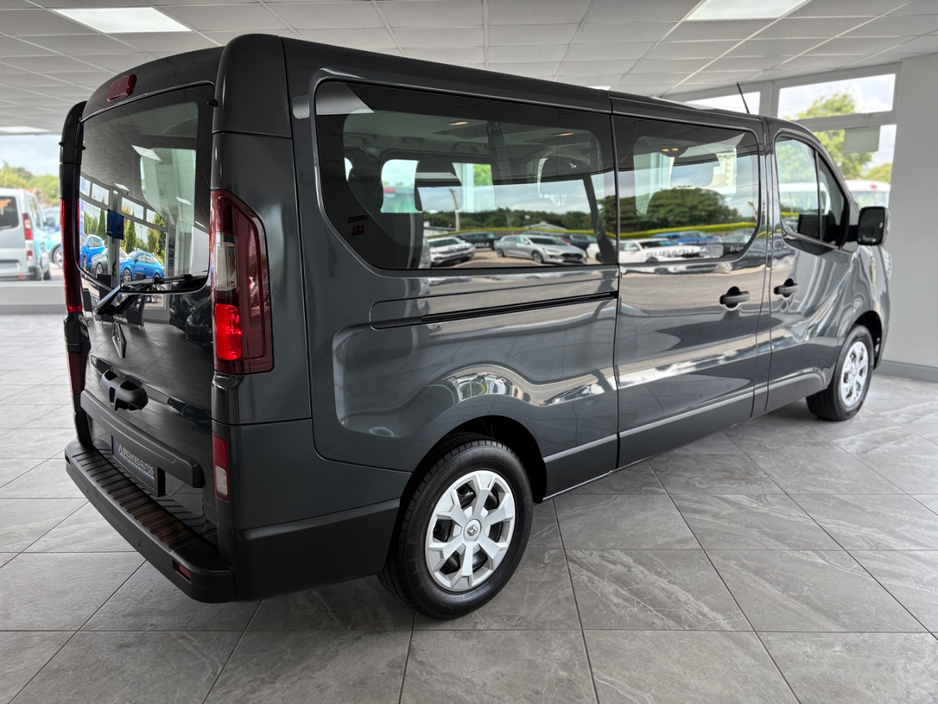 2024 Renault Trafic 2L Diesel For Sale Images