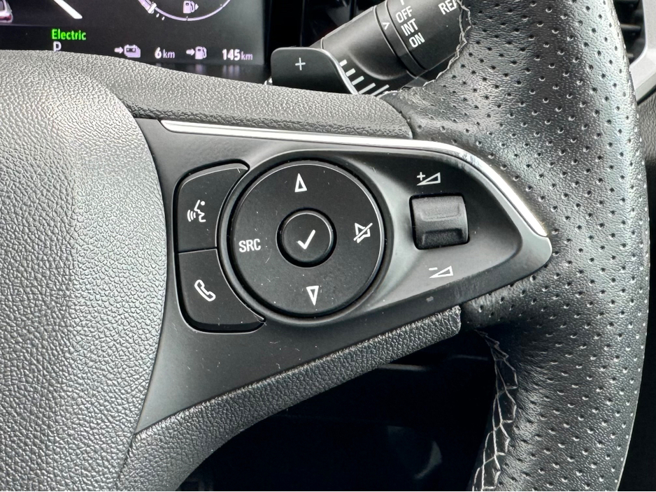 2023 Opel Grandland 1.6L Petrol Plug-in Hybrid For Sale Images