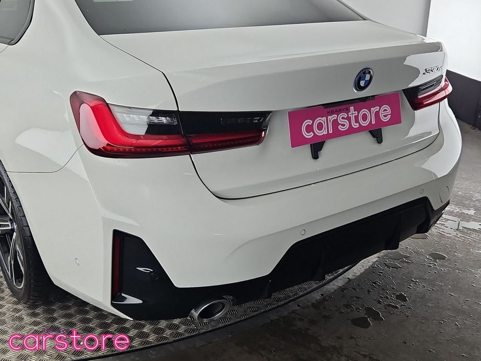 BMW 3 Series 330E M Sport Auto Massive Spec — thumbnail 15