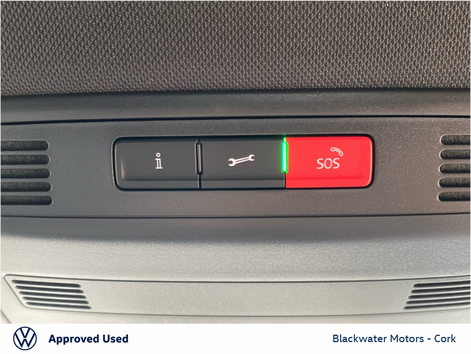 Volkswagen T-Roc 1.0TSI 110BHP R-LINE WITH REAR VIEW CAMERA — thumbnail 27