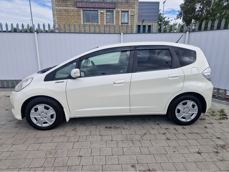 Honda Fit 1.3 PETROL HYBRID AUTO — thumbnail 6