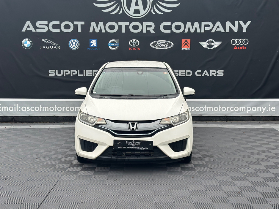 Honda Fit Hybrid — thumbnail 3