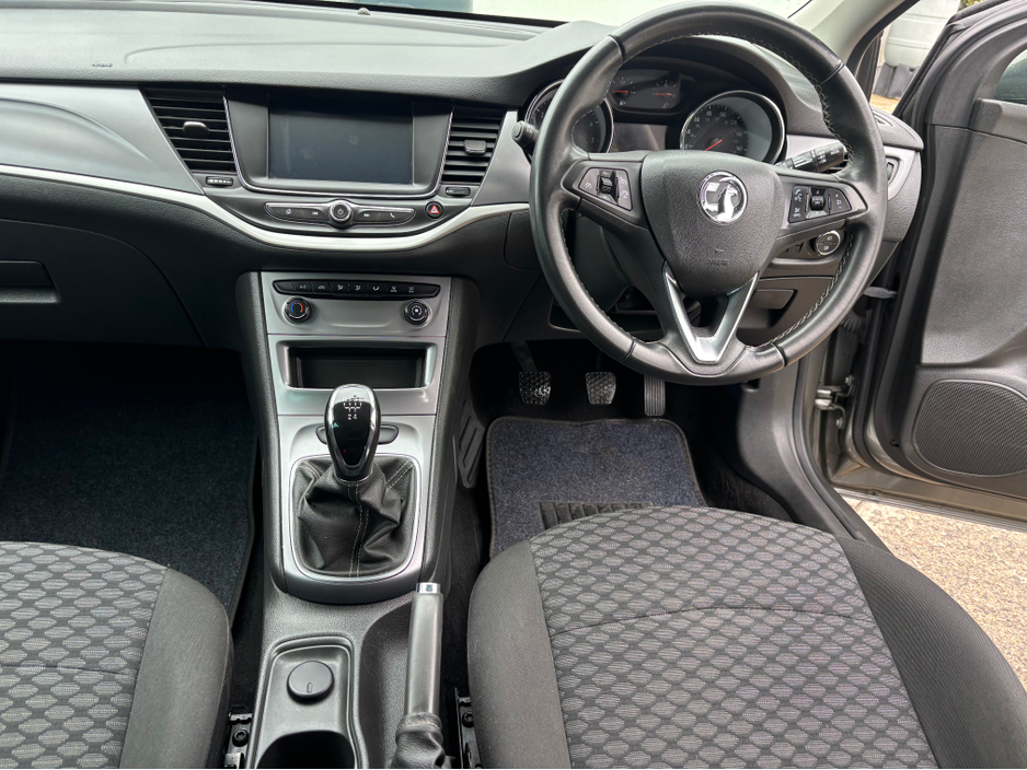 2018 Opel Astra 1L Petrol For Sale Images