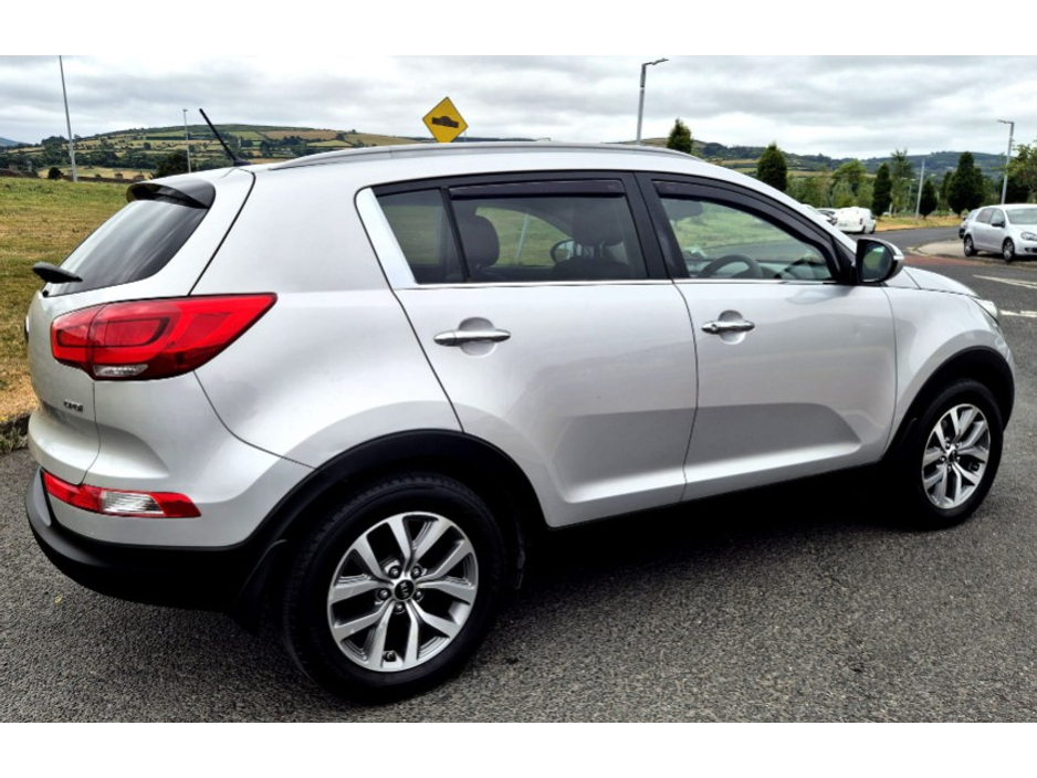 Kia Sportage 1.7 EXS 4DR — thumbnail 4