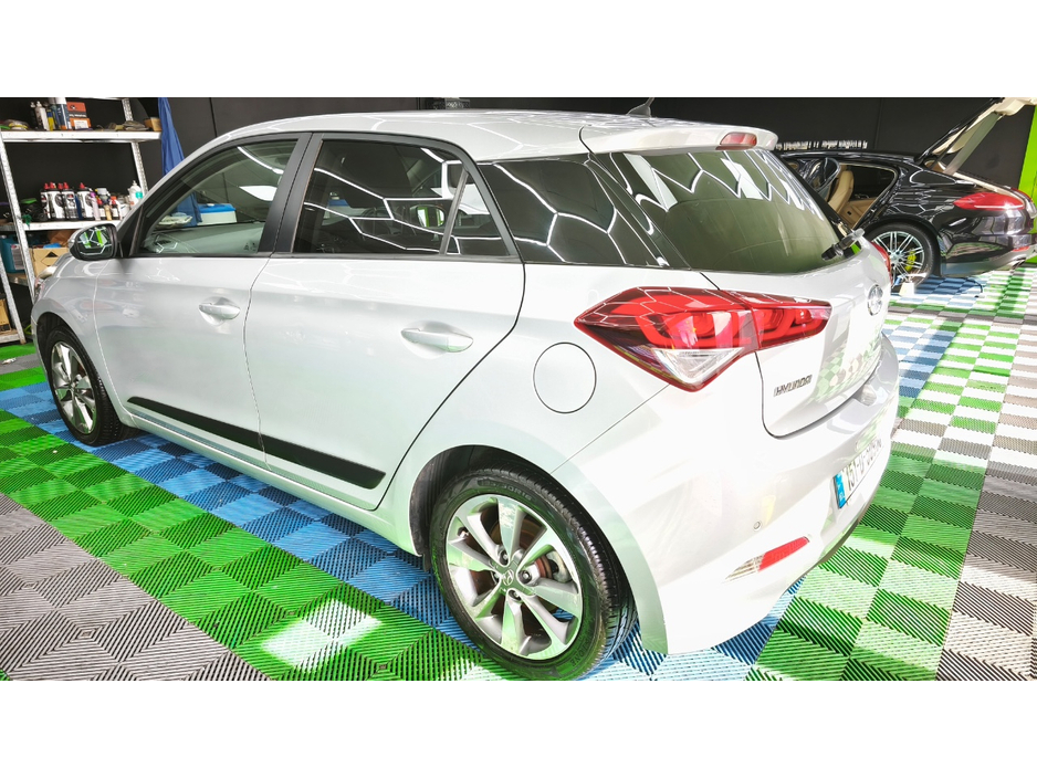 Hyundai i20 PREMIUM 83BHP 5DR — thumbnail 6