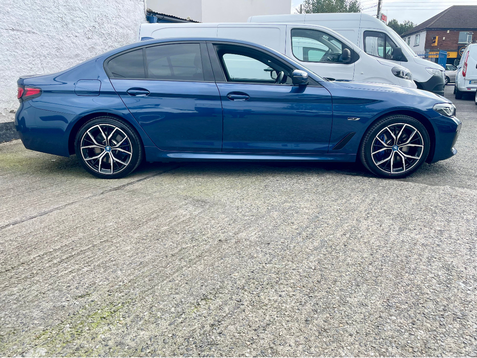 2023 BMW 5 Series 2L Petrol Plug-in Hybrid For Sale Images