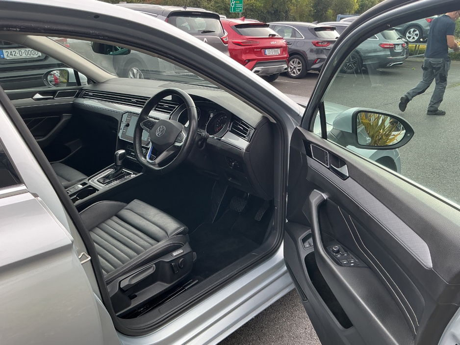 2022 Volkswagen Passat 1.4L Hybrid For Sale Images