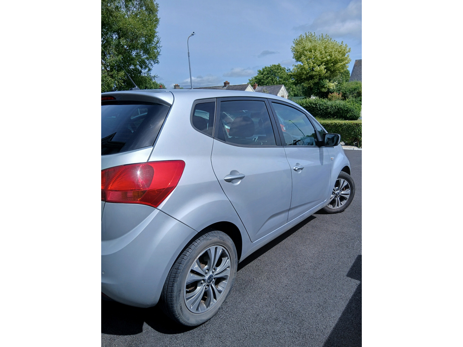Kia Venga 1.4 ELITE DIESEL 5DR — thumbnail 11