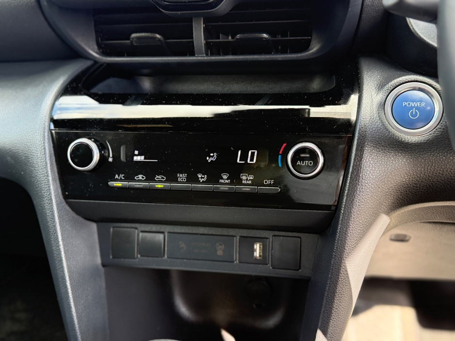 2024 Toyota Yaris Cross 1.5L Petrol Hybrid For Sale Images
