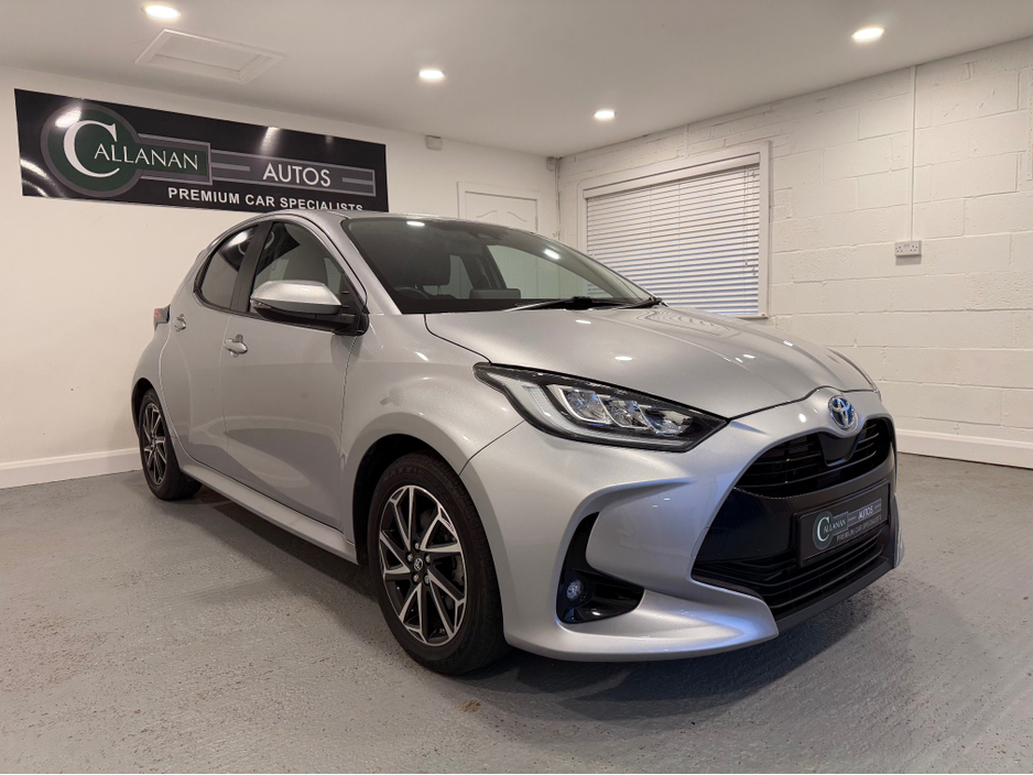 2022 Toyota Yaris 1.5L Hybrid For Sale Images