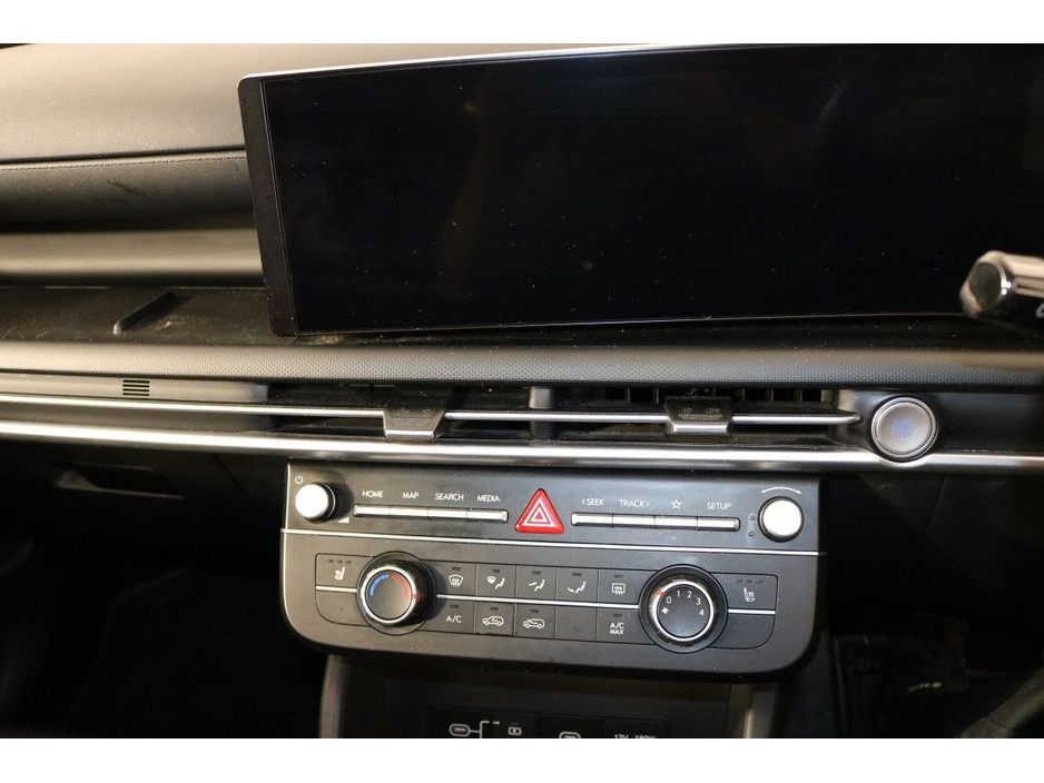 Hyundai Tucson Comfort Plus 1.6L Diesel SUV - Avail of 4.9% APR Finance — thumbnail 11