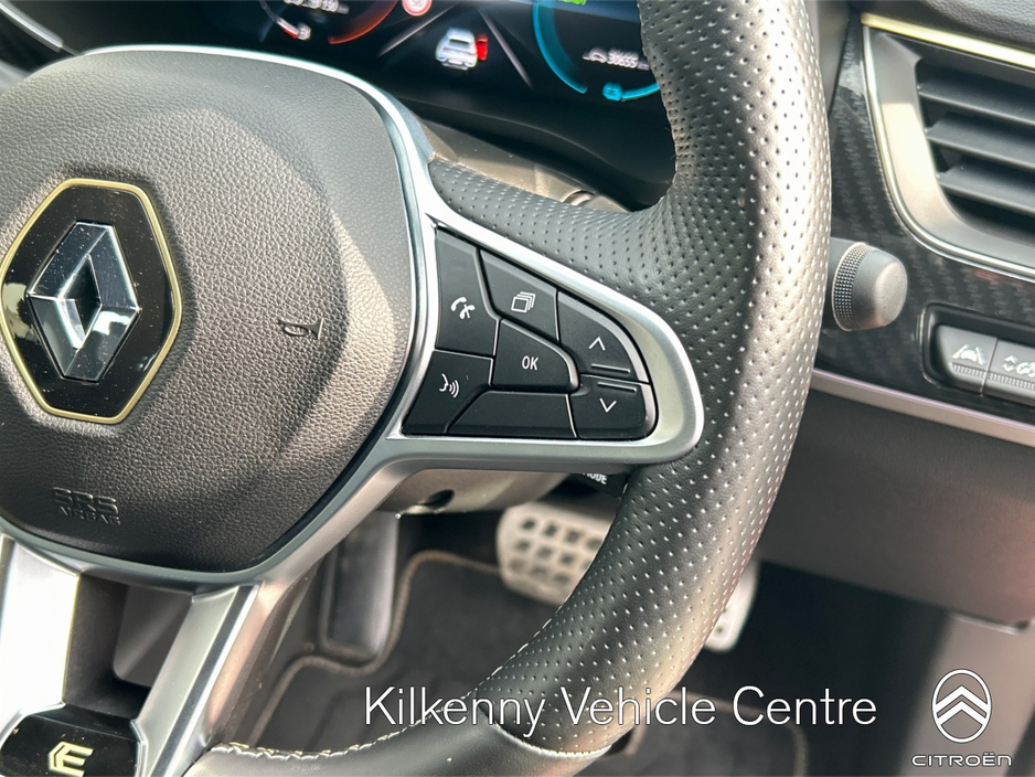 2023 Renault Arkana 1.6L Petrol For Sale Images