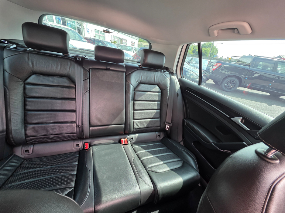 2020 Volkswagen Golf 1.4L Petrol For Sale Images