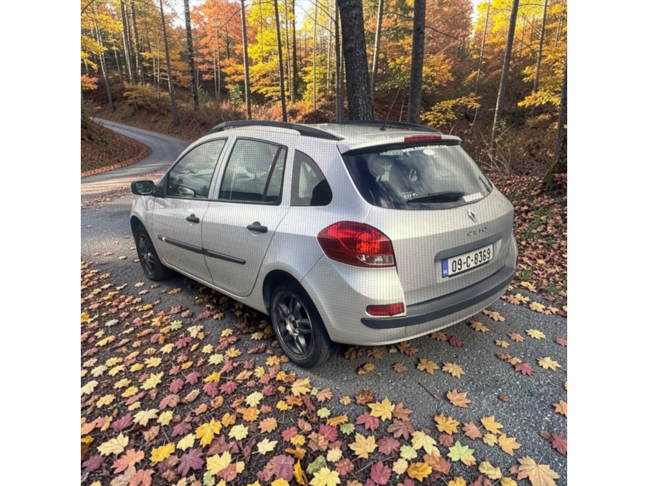 2009 Renault Clio 1.1L Petrol For Sale Images