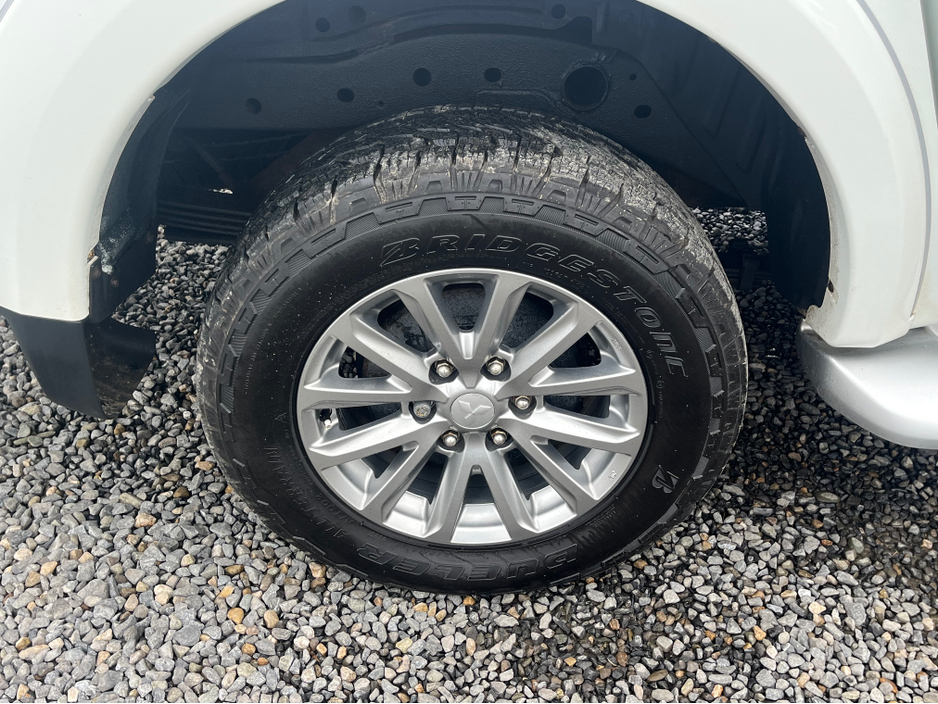 2019 Mitsubishi L200 2.4L Diesel For Sale Images