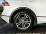 2019 VOLKSWAGEN TIGUAN R-LINE 1.4 TSI AUTO // 4 HEATED SEATS // 360 DEGREE PARKING CAMERA // HEADS-UP DISPLAY // FULL SERVICE HISTORY