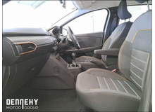 2022 Dacia Sandero Stepway 1.0L Petrol For Sale Images