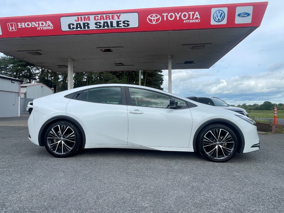 2023 Toyota Prius 2L Petrol Hybrid For Sale Images