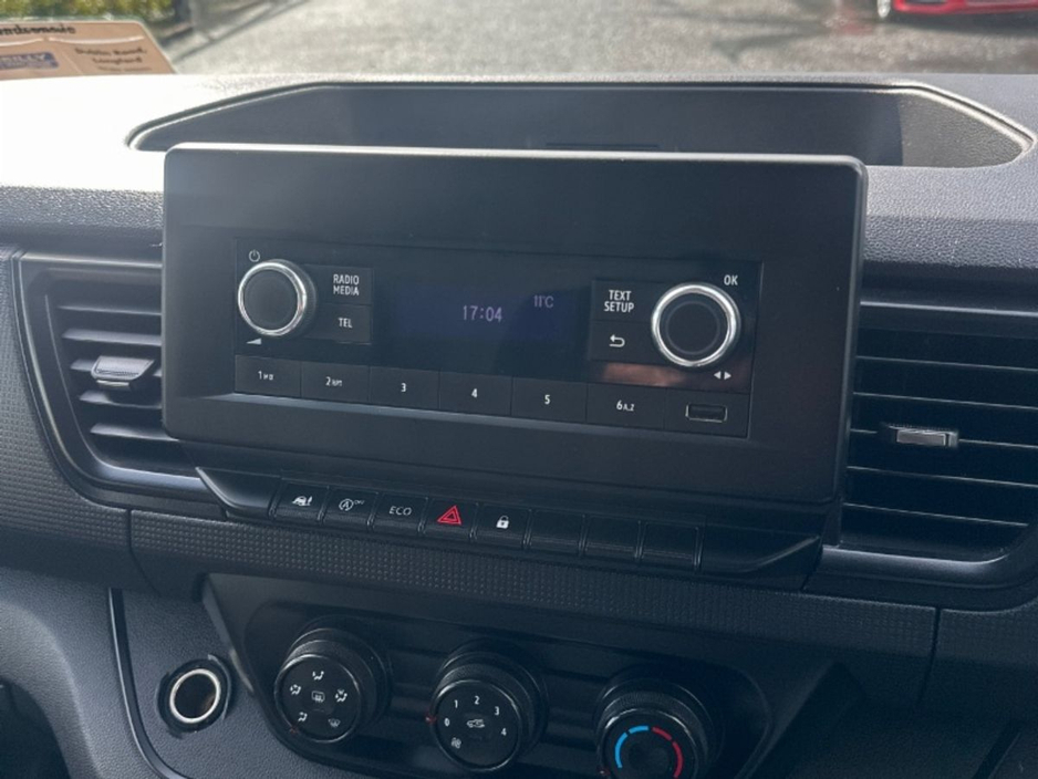 2023 Renault Trafic 2L Diesel For Sale Images