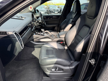 2020 Porsche Cayenne 3L Petrol Plug-in Hybrid For Sale Images