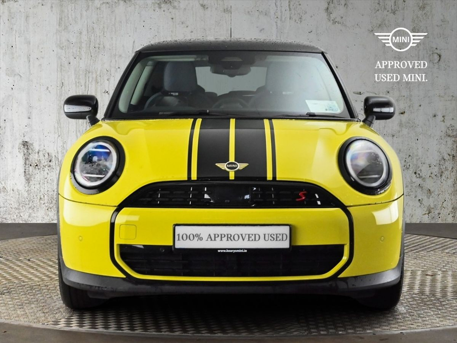 2025 MINI Hatch 2L Petrol For Sale Images