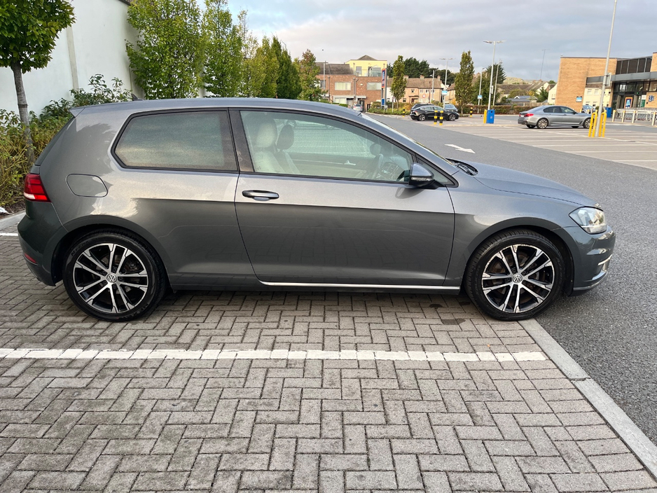 2019 Volkswagen Golf 1.5L Petrol For Sale Images