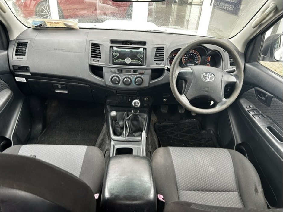 2015 Toyota Hilux 2.5L Diesel For Sale Images