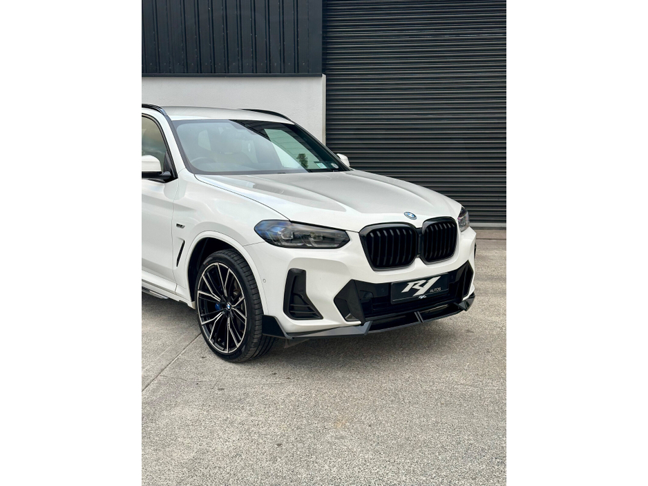 2022 BMW X3 2L Petrol Plug-in Hybrid For Sale Images