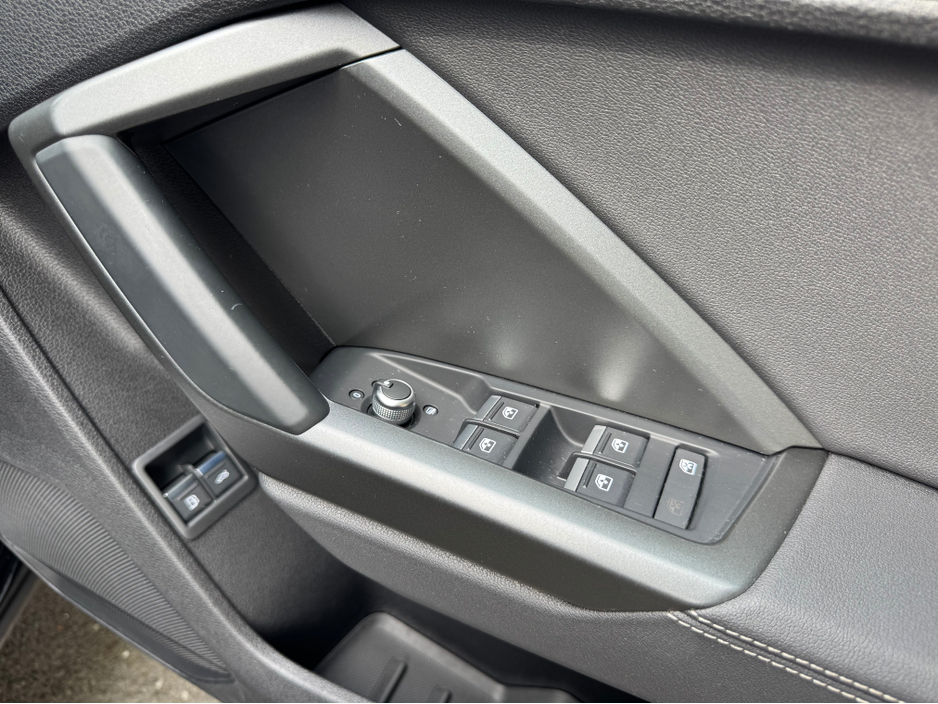 2023 Audi Q3 1.4L Petrol Plug-in Hybrid For Sale Images