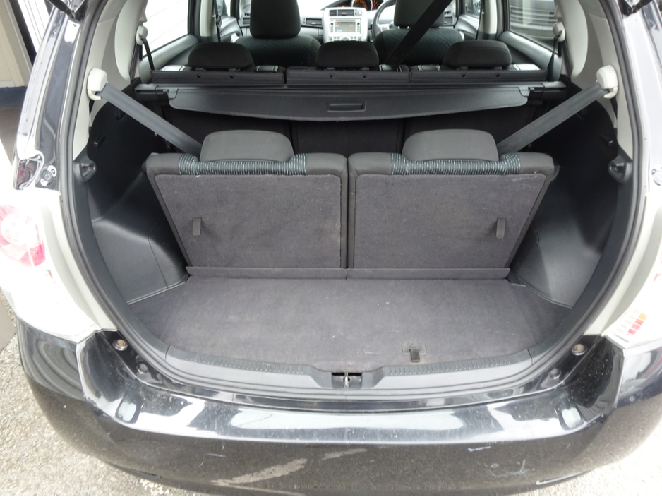 2013 Toyota Verso 2.0L Diesel For Sale Images