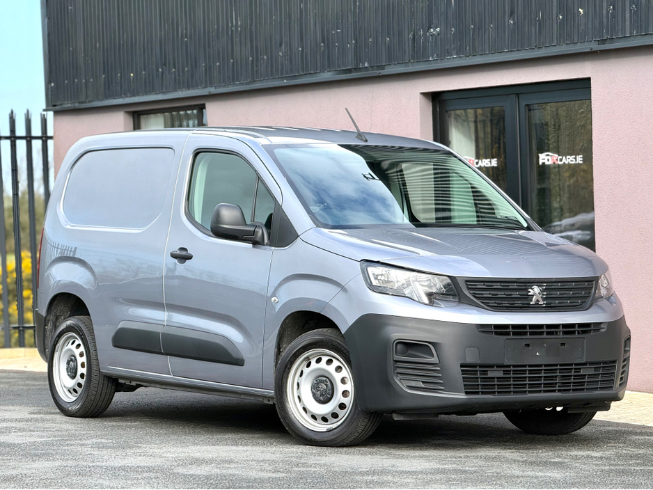 2023 Peugeot Partner 1.5L Diesel For Sale Images