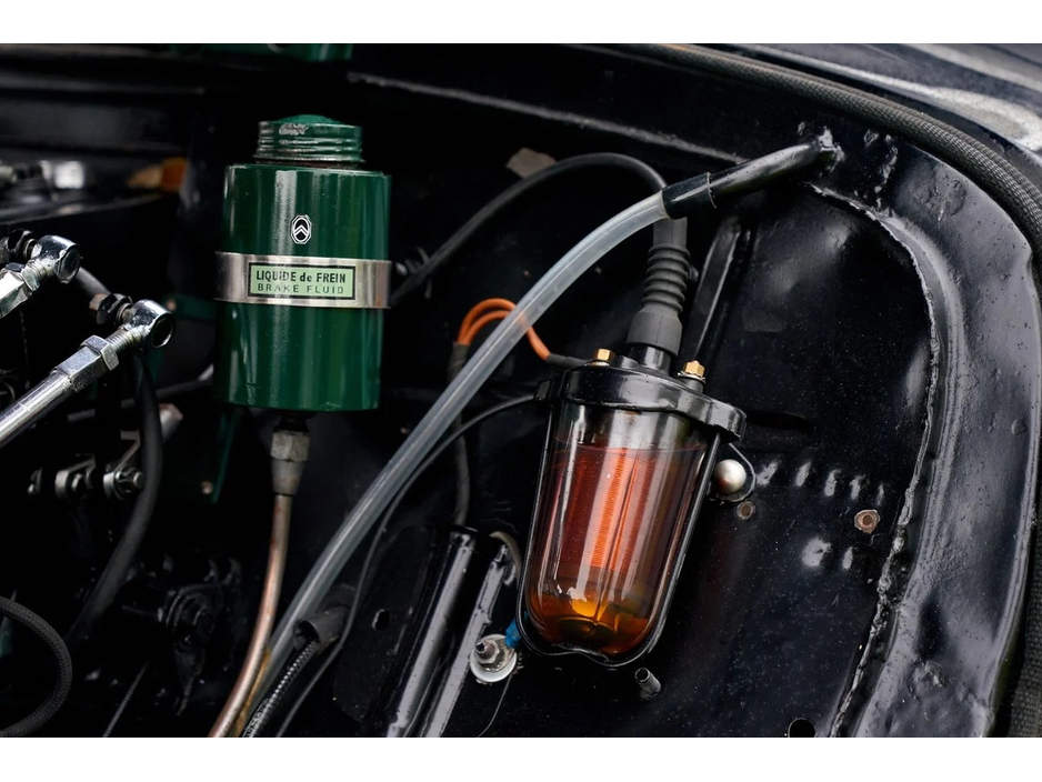 1950 Citroen Traction Avant 2L Petrol For Sale Images