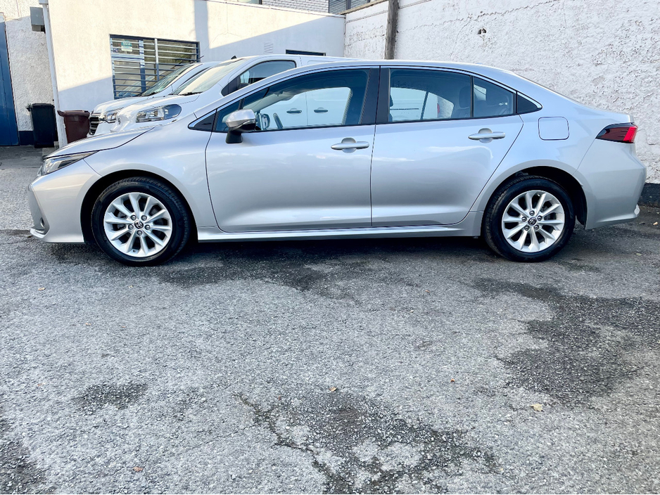 2022 Toyota Corolla 1.8L Petrol Hybrid For Sale Images