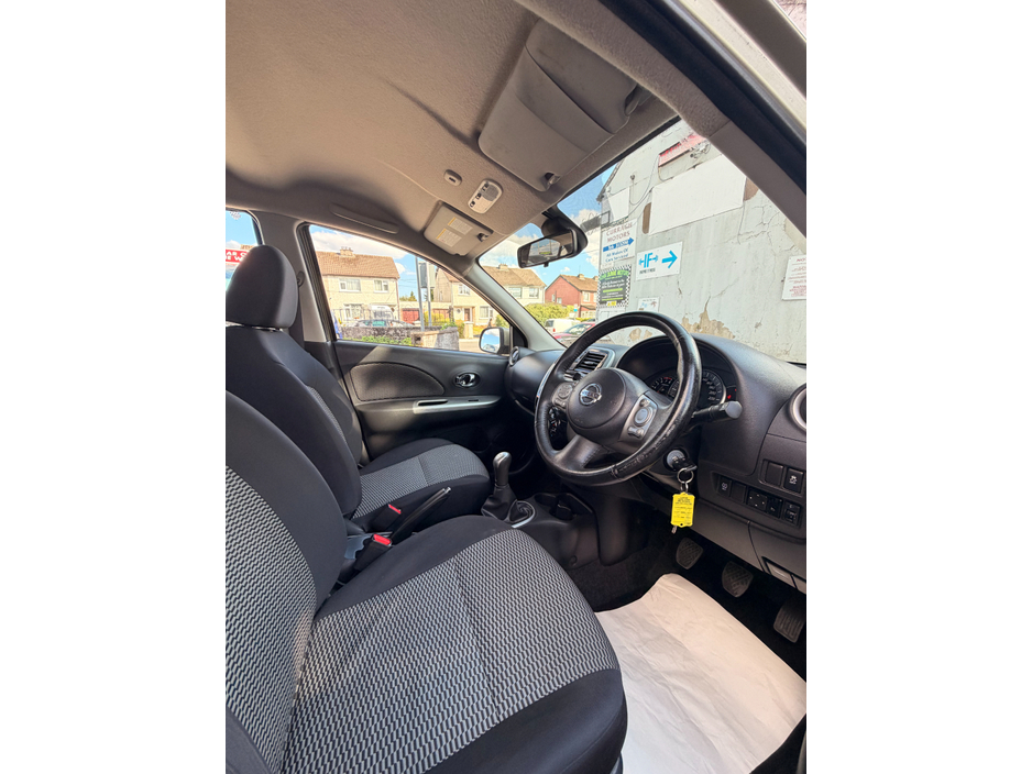 Nissan Micra low mileage city car — thumbnail 4