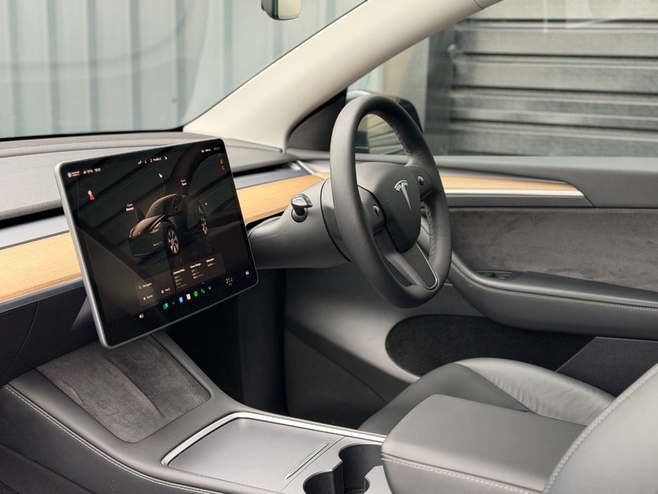 2022 Tesla Model Y 0L Electric For Sale Images