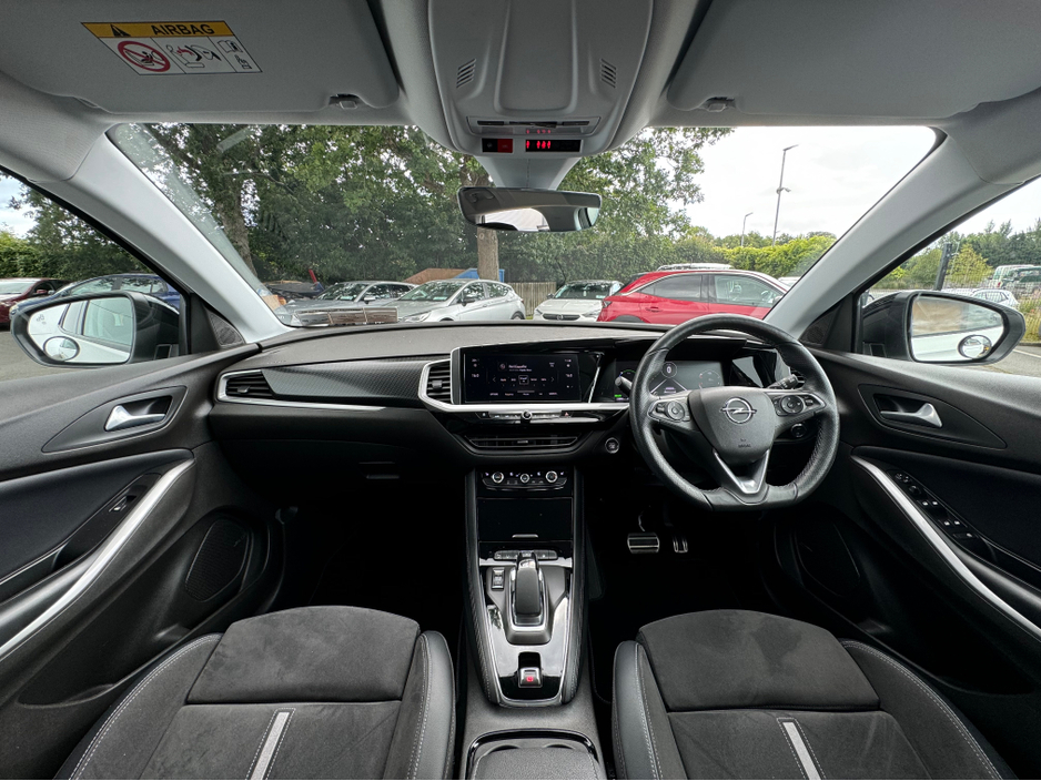 2023 Opel Grandland 1.6L Petrol Plug-in Hybrid For Sale Images