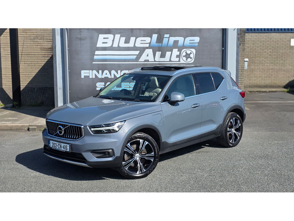 2020 Volvo XC40 For Sale Images