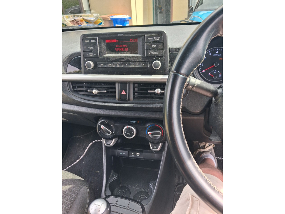 Kia Picanto 1.0 EX 5DR — thumbnail 11