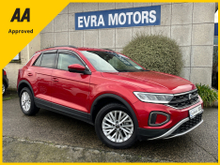 Volkswagen T-Roc ACTIVE AUTOMATIC 1.5 PETROL //VERY LOW MILES//KEYLESS ENTRY//ADAPTIVE CRUISE CONTROL//BLIND SPOT WARNING//